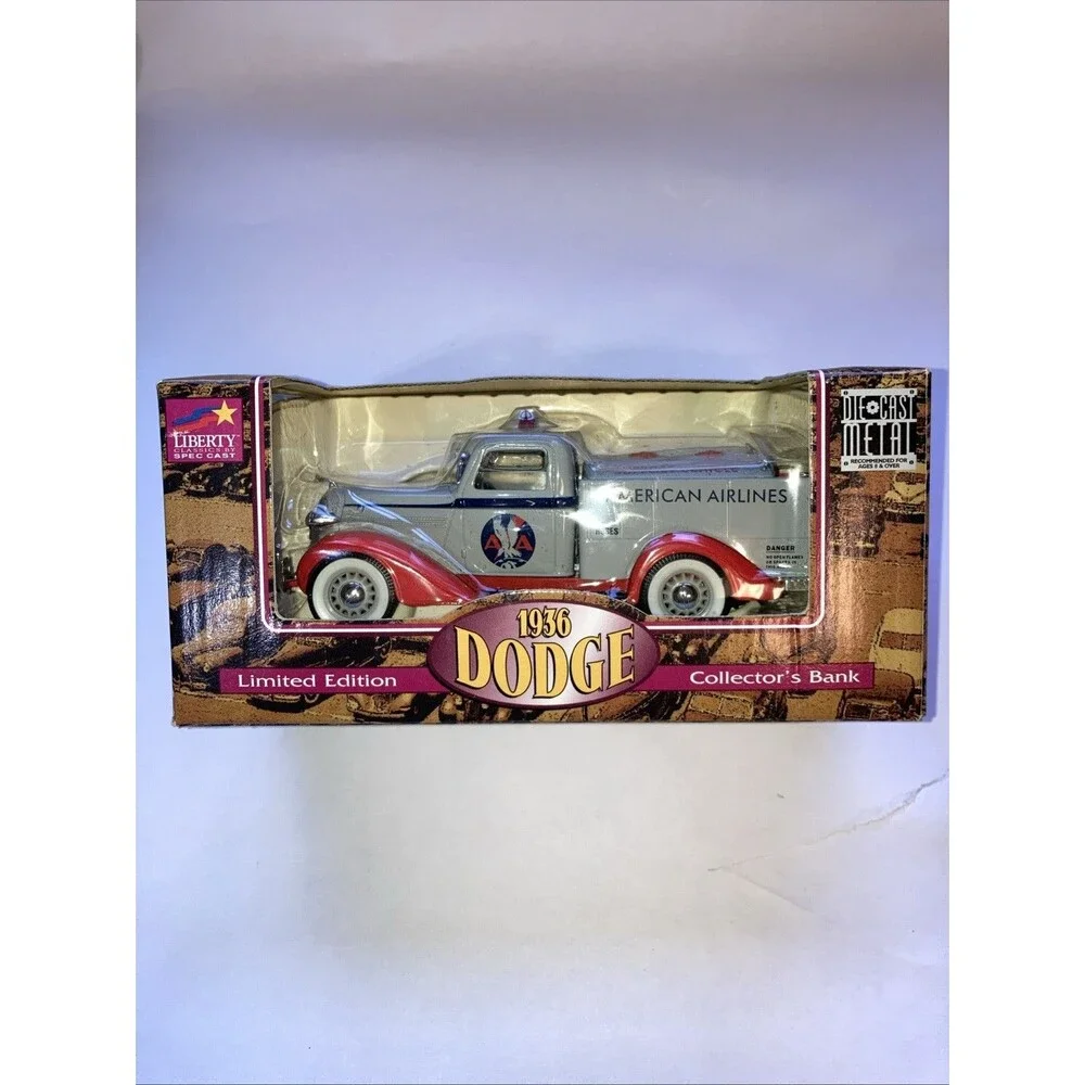 American Airlines LIBERTY CLASSICS 1936 DODGE TANKER TRUCK 1:28 SPECCAST DIECAST